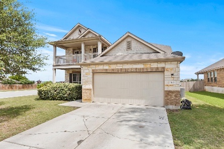 1821 Logan Trail, New Braunfels