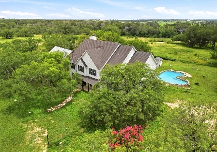 1208 Odaniel School Rd, Seguin